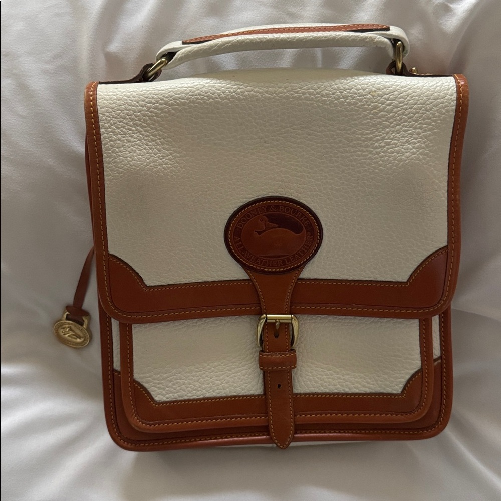 Vintage Dooney & Bourke White and Brown Courier Bag